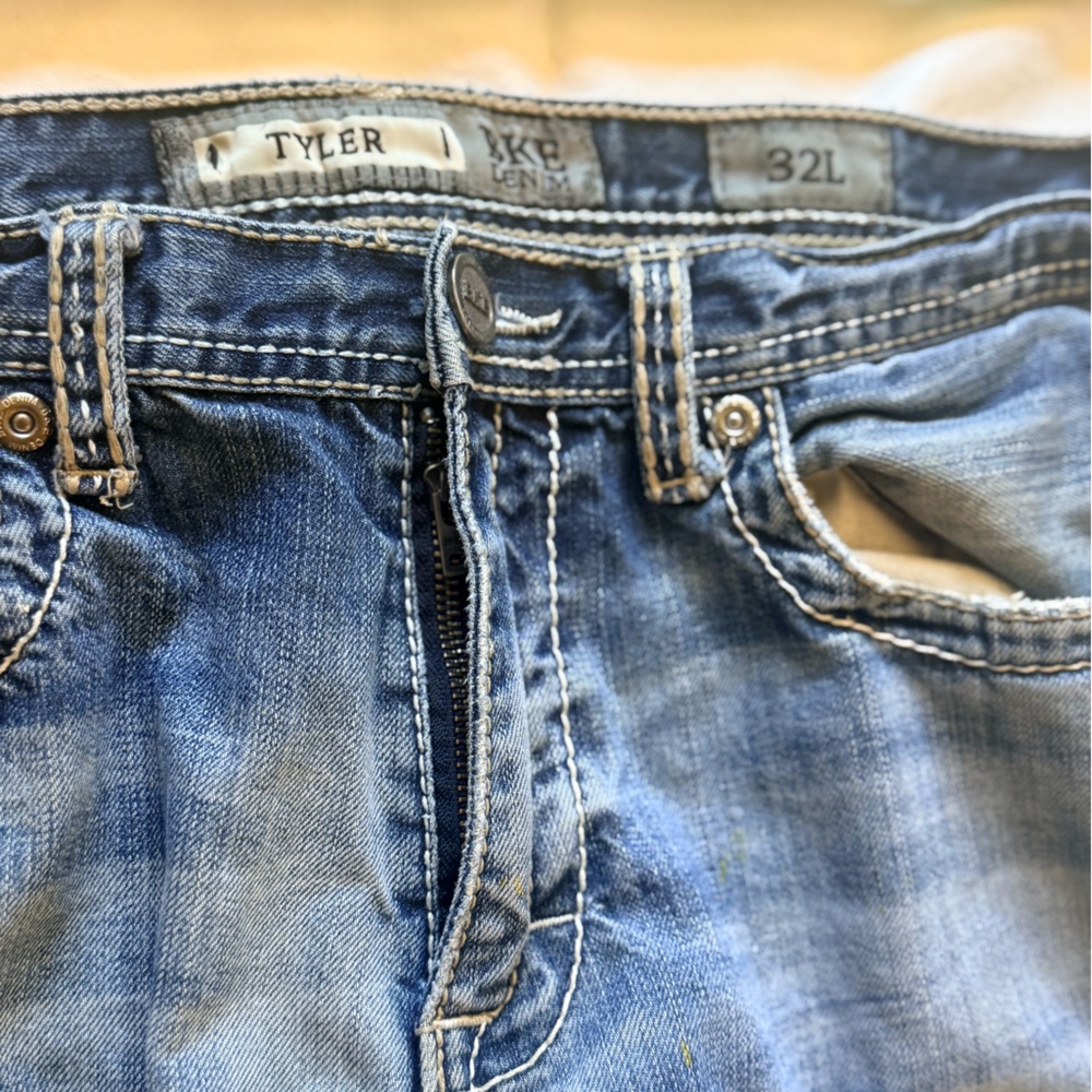 BKE “Tyler” Bootcut Distressed Faded Washed Denim Wide Leg Jeans Thrashed - Picture 4 of 10